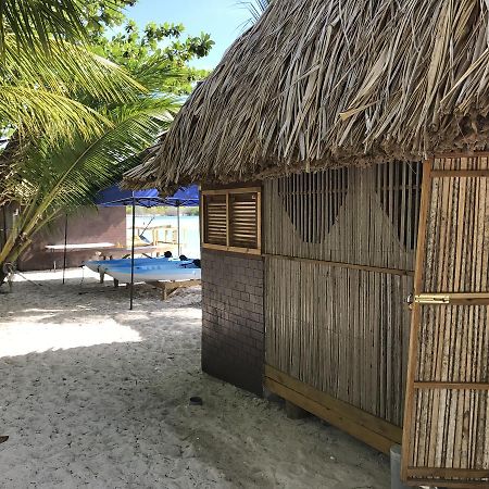 Abemama Green Eco Hotel Kiribati Kariatebike ภายนอก รูปภาพ